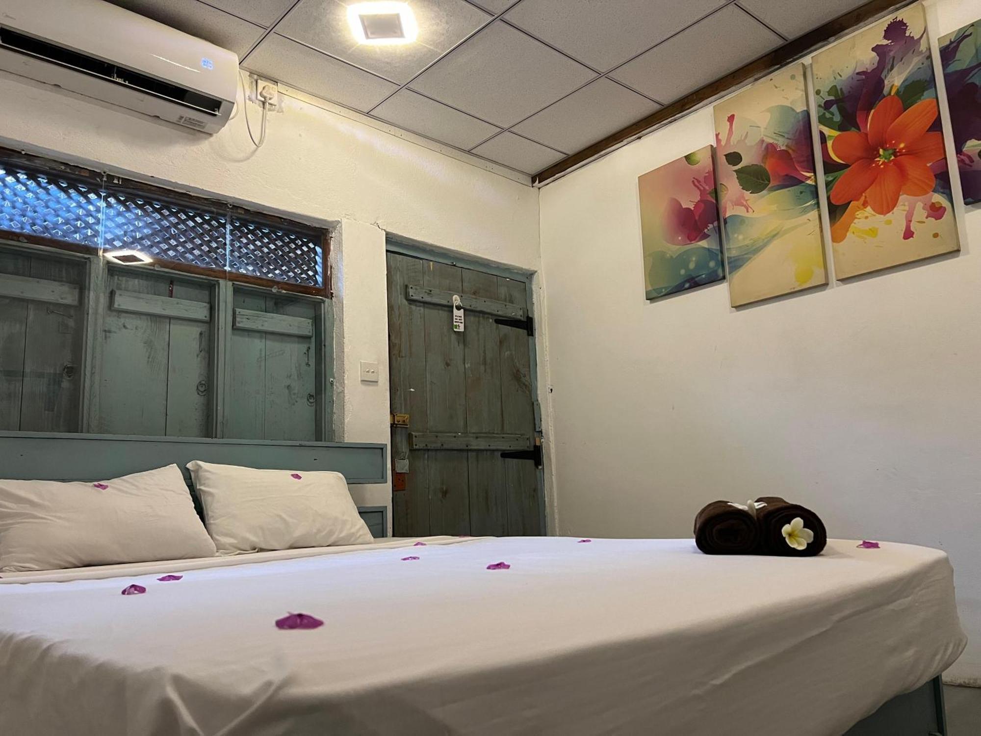 Cactus Arugambay Hostel Arugam Bay Exterior photo