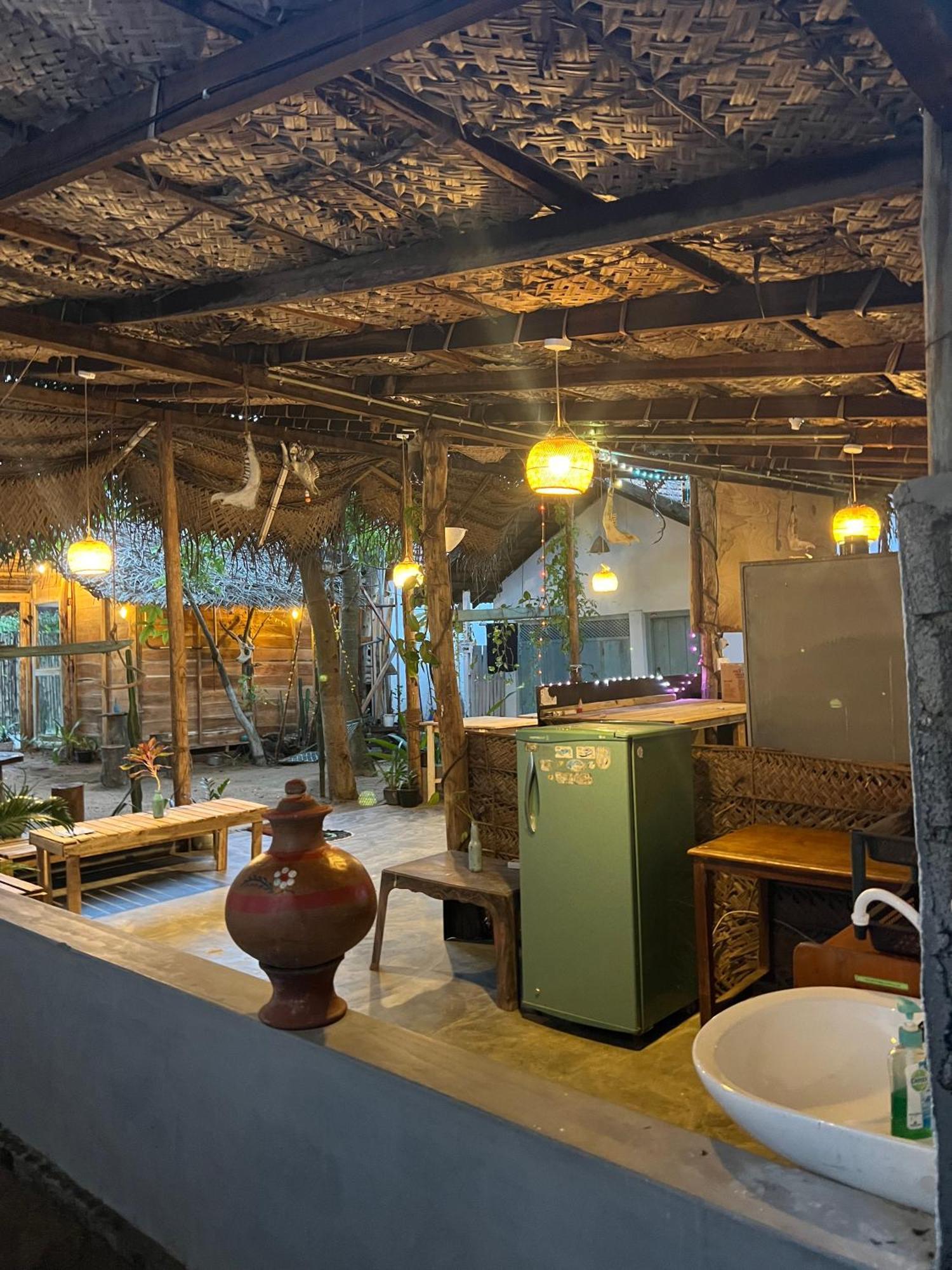 Cactus Arugambay Hostel Arugam Bay Exterior photo