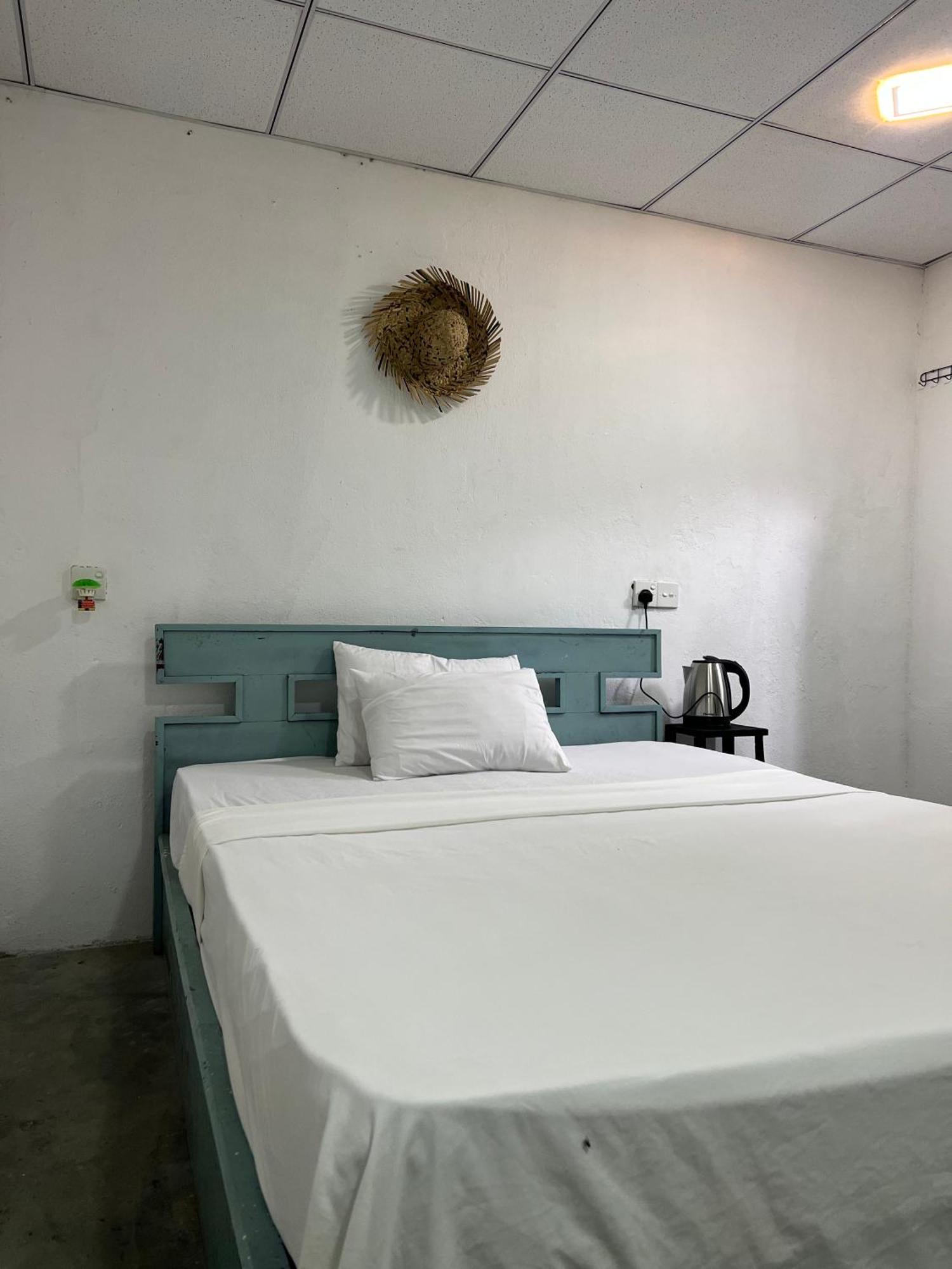 Cactus Arugambay Hostel Arugam Bay Exterior photo